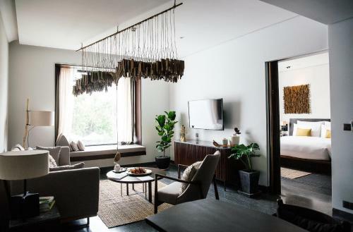 Hotel Treeline Urban Resort