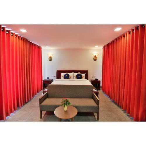 Angkor Diamond Pool Villa