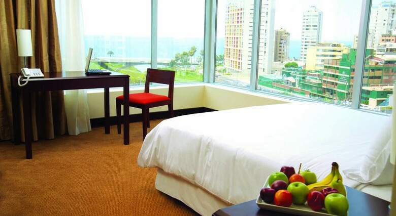Hotel Radisson Decapolis Miraflores