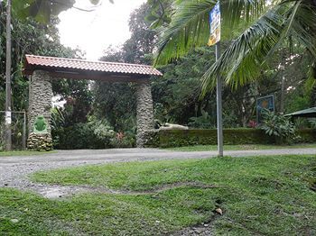 Hotel Atlantida Lodge