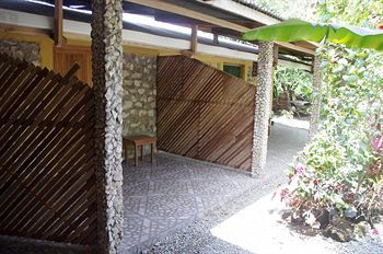 Hotel Atlantida Lodge