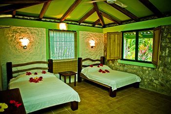 Hotel Atlantida Lodge