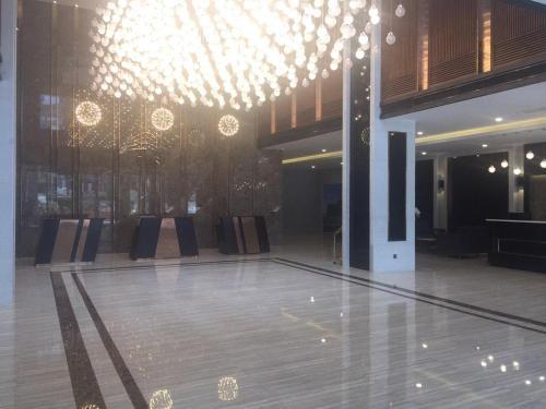 Furi Time Square Hotel