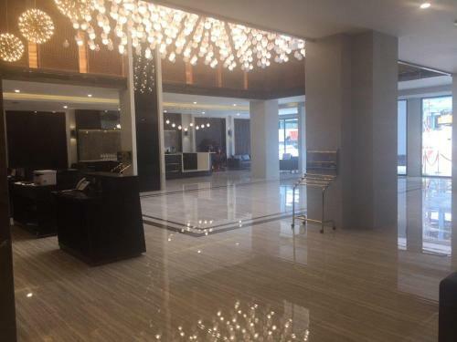 Furi Time Square Hotel