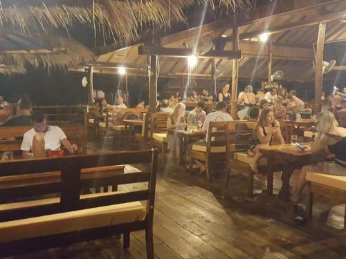 Hotel Lime Beach Bungalows