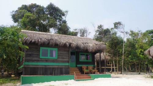 Hotel Lime Beach Bungalows
