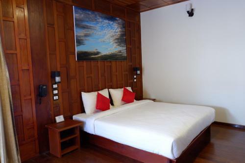Hotel Samot Baitong Resort