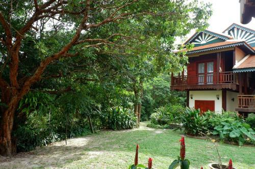 Hotel Samot Baitong Resort