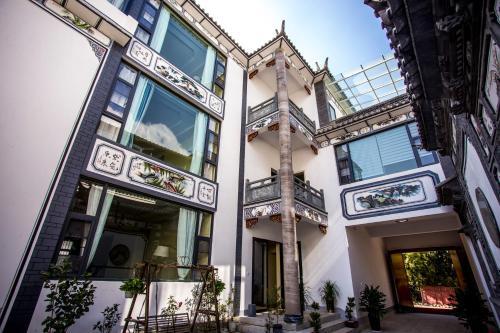 Da Li XI Homestay