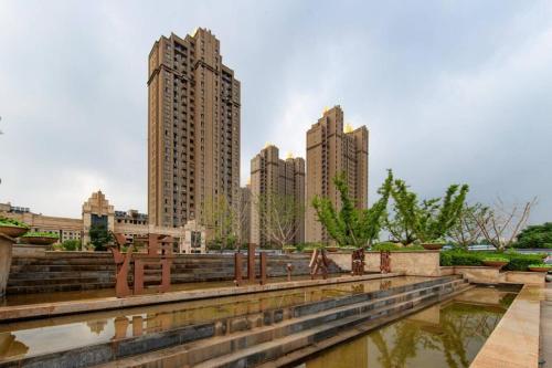 Baoding Lianchi�baoding East Station� Locals Apartment 00163110