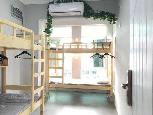 Hostal Beihai Neat International Guest House
