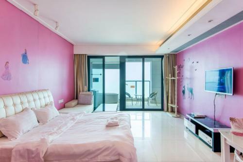 Guanhaige First Line Seaview Apartment