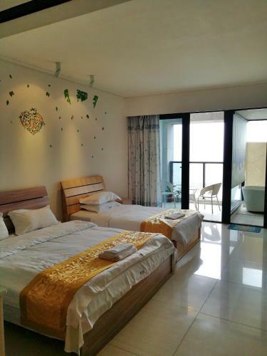 Guanhaige First Line Seaview Apartment