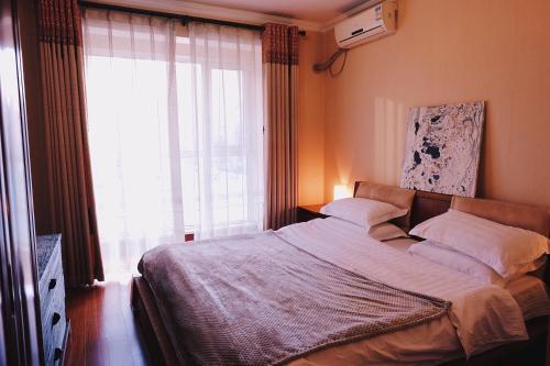 East Apartments - Serviced Apartment Unit 4