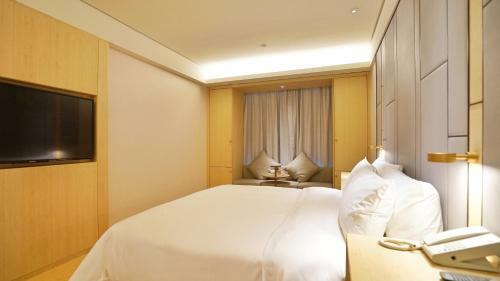 Ji Hotel Beijing Shijingshan Wanda West