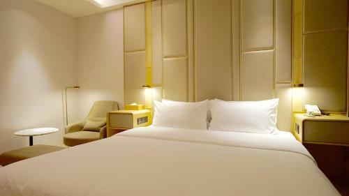 Ji Hotel Beijing Shijingshan Wanda West