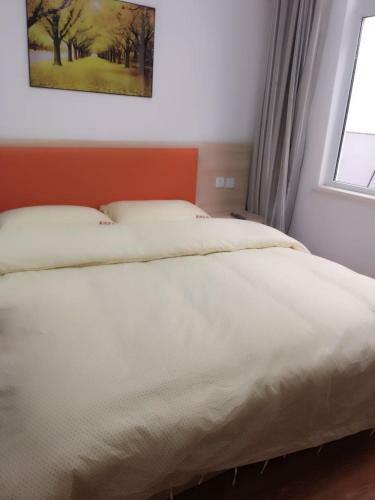 Shenghong Hotel