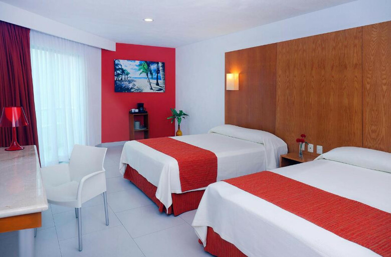 Hotel Adhara Express