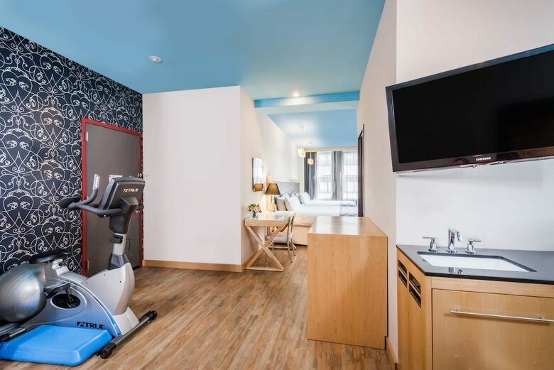 Hotel TRYP Times Square South