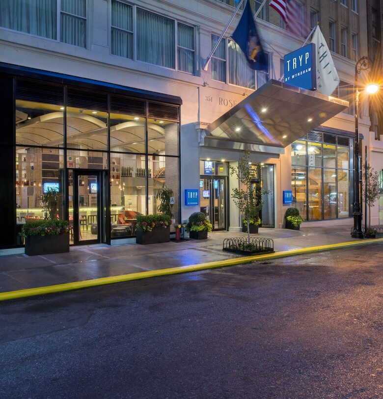 Hotel TRYP Times Square South