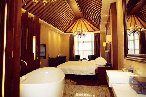 The Projoy River Hotel