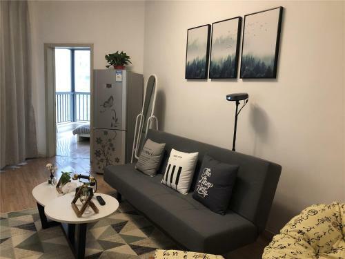 Lucky Leaf Apartment