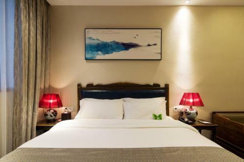 Chengdu Dielai Huaban Hotel