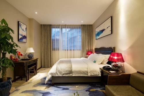 Chengdu Dielai Huaban Hotel
