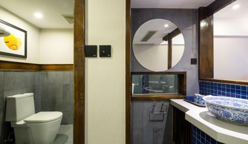 Chengdu Dielai Huaban Hotel
