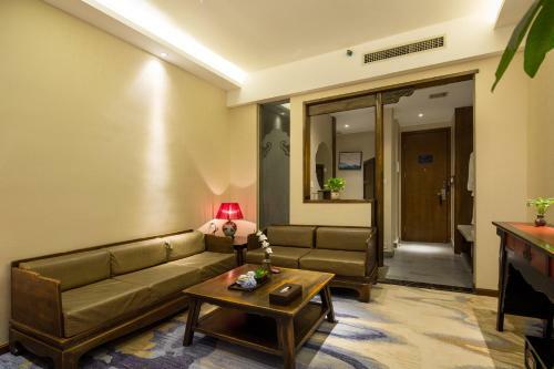 Chengdu Dielai Huaban Hotel