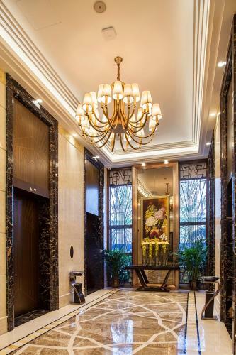Zhixin Holiday Hotel