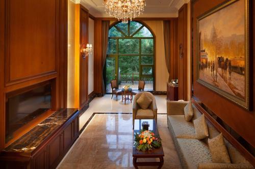 Chongqing Aowei Hotel