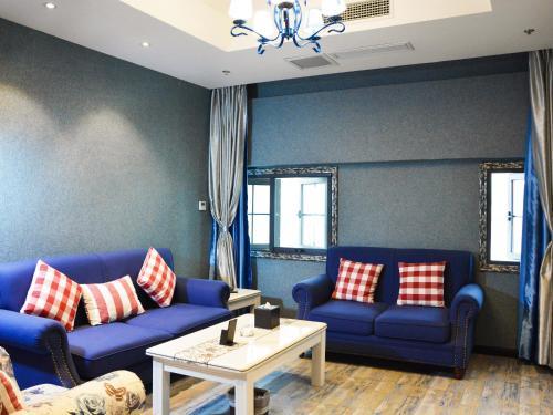Xinyi Art Suit Hotel