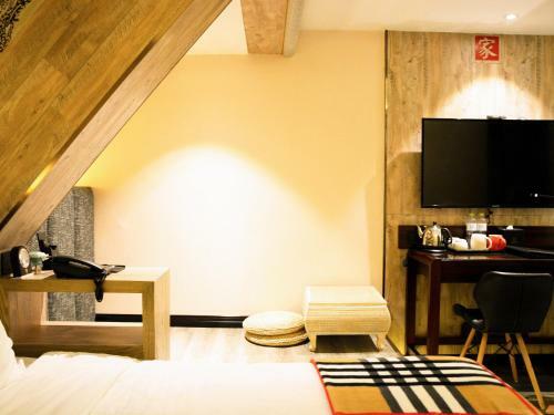 Xinyi Art Suit Hotel