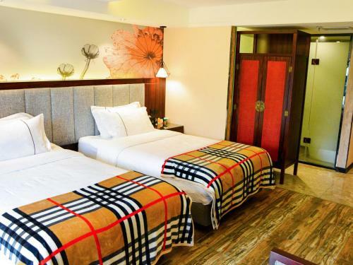 Xinyi Art Suit Hotel