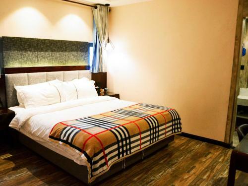 Xinyi Art Suit Hotel