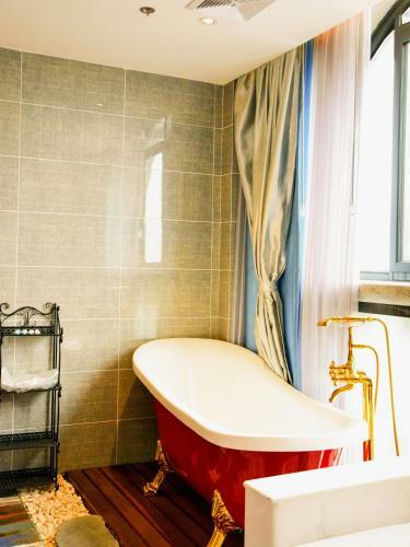 Xinyi Art Suit Hotel