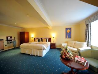 Bentley Hotel & Leisure Club