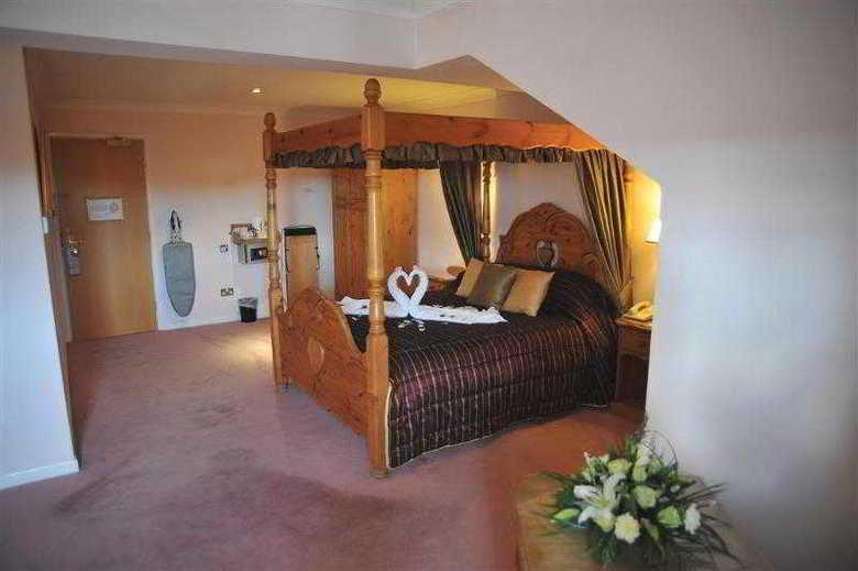 Bentley Hotel & Leisure Club