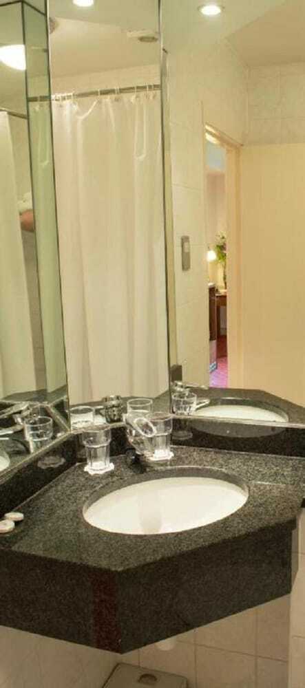 Hotel Airport Inn Manchester
