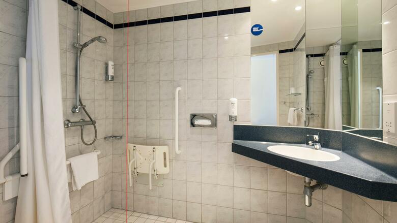 Hotel Express Oxford Kassam Stadium