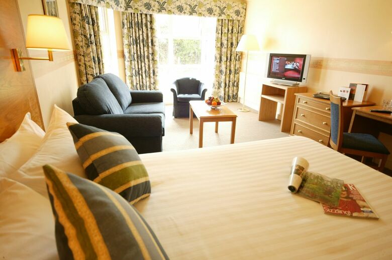 Mercure Bristol North The Grange Hotel