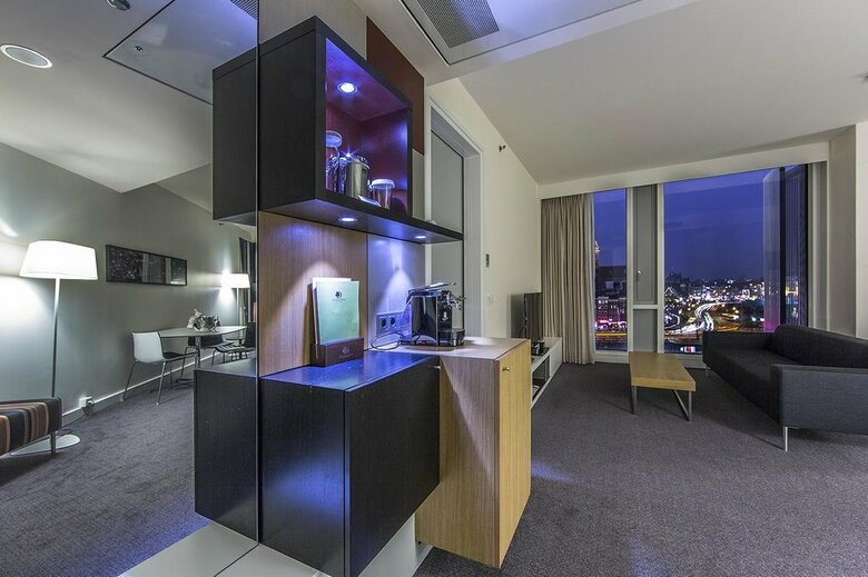Hotel Double Tree By Hilton Amsterdam Centraal Station