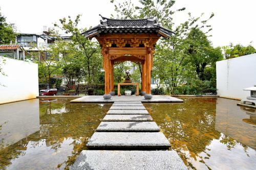 Hostal Dali Xue Lu Guesthouse