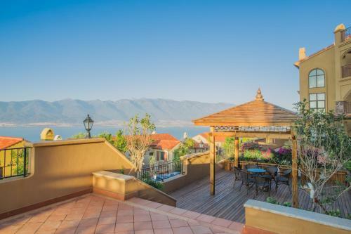 Lagom � Dali Lakeview Hotel