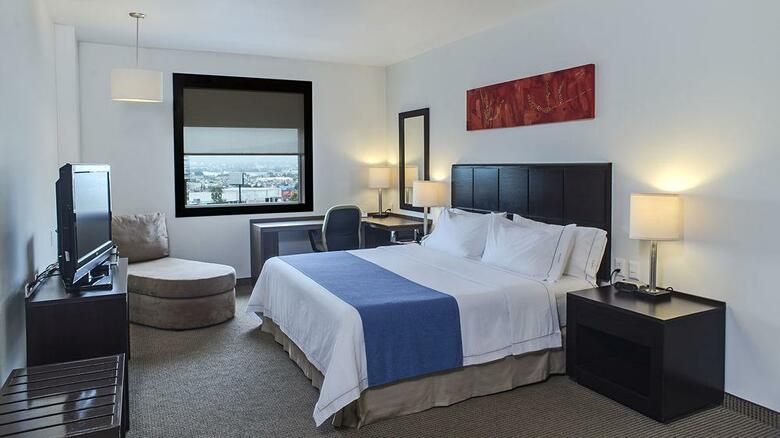 Hotel Holiday Inn Express Guadalajara Uag