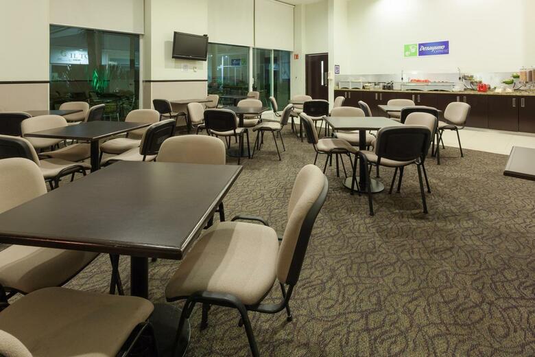 Hotel Holiday Inn Express Guadalajara Uag
