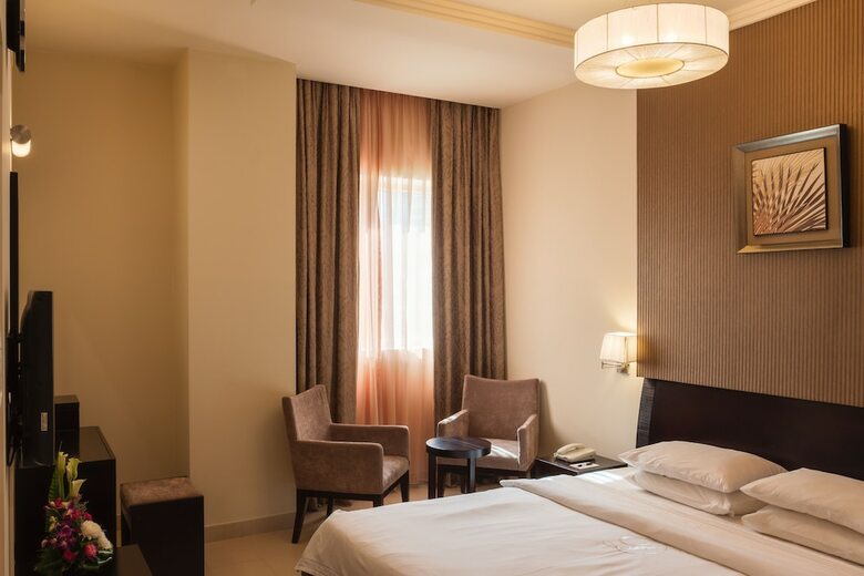 Dunes Hotel Apartment- Oud Metha