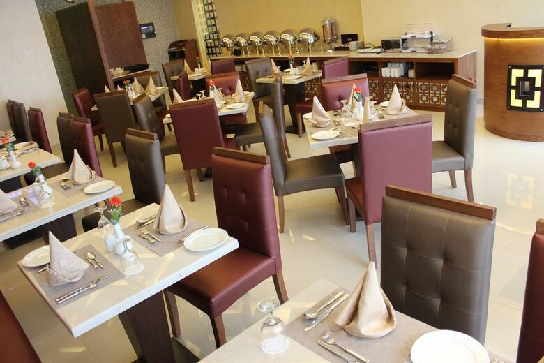Dunes Hotel Apartment- Oud Metha