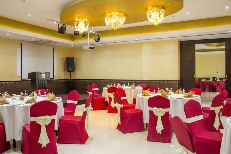 Dunes Hotel Apartment- Oud Metha